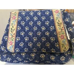 Vera Bradley Maison Blue Quilted Small Shoulder Bag Retired Pattern
